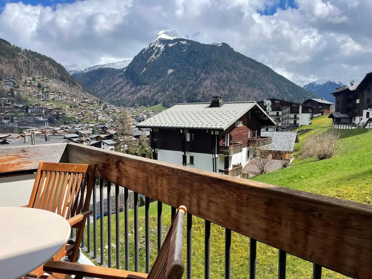 Studio Skis Aux Pieds, Ensoleille Avec Balcon Et Wi-Fi A Morzine - Fr-1-679-5 Apartment