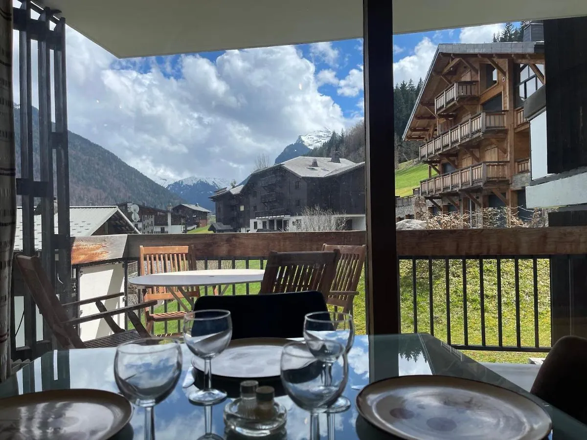 Studio Skis Aux Pieds, Ensoleille Avec Balcon Et Wi-Fi A Morzine - Fr-1-679-5 Apartment 0*,  France